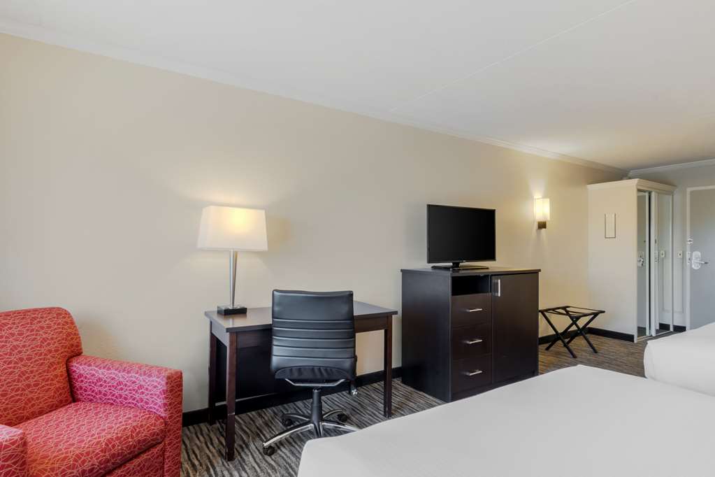 Фото Best Western Kirkwood Inn
