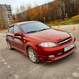 Логотип автошколы «Губахинский учебный центр»