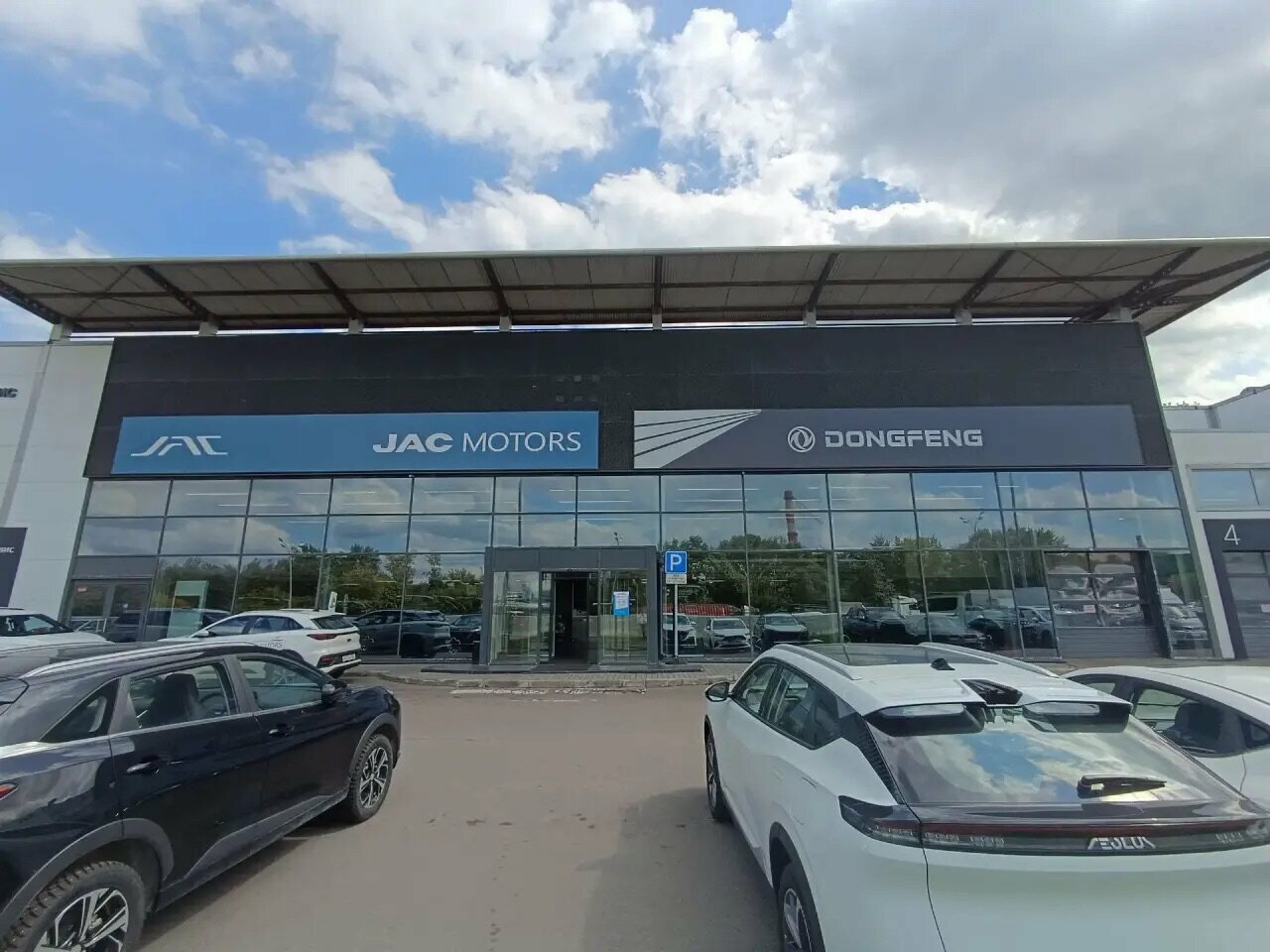 photo DongFeng, ГрандГрупп