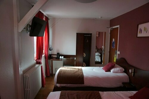 Гостиница Hotel de France в Вире