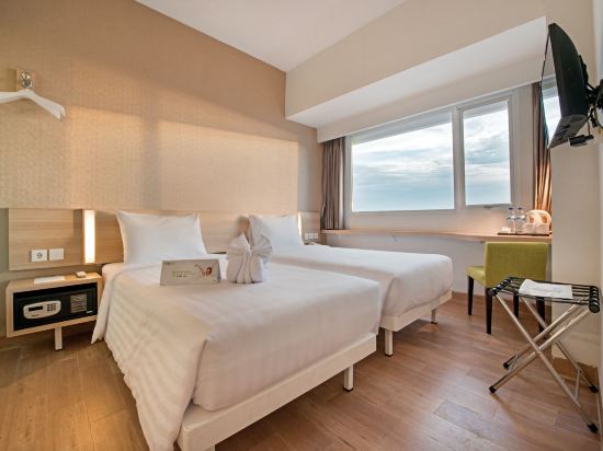 Фото Whiz Prime Hotel Hasanuddin Makassar