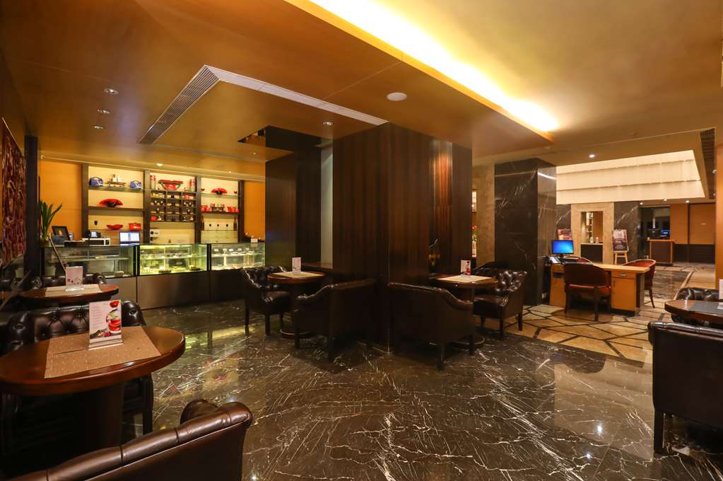 Фото Radisson Blu Hotel Chennai City Centre
