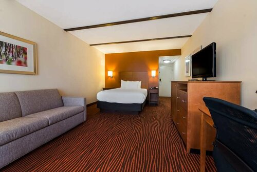 Гостиница Best Western Executive Hotel Of New Haven - West Haven в Нью-Хейвене