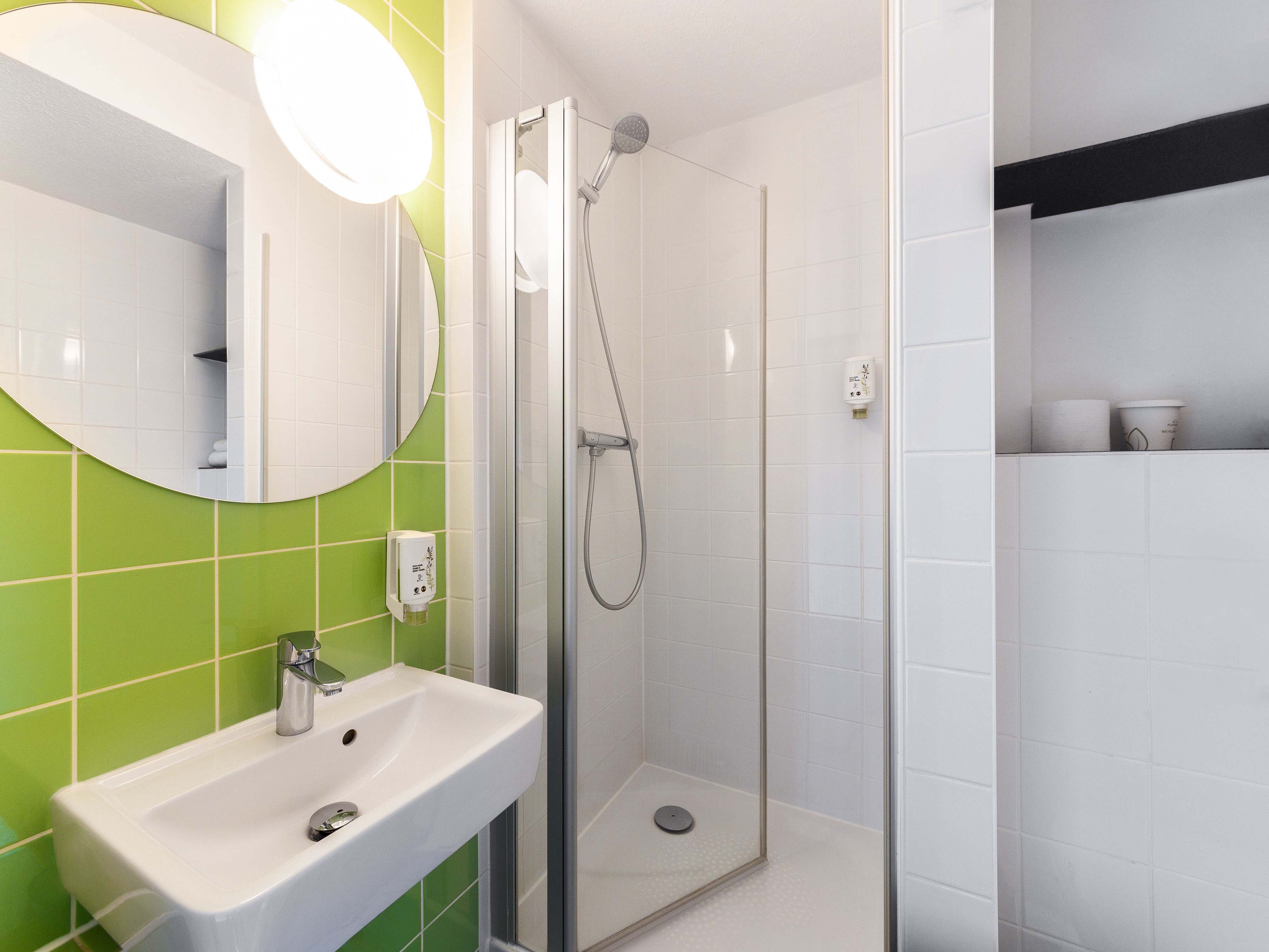 Фото B&b Hotel Bochum-Herne