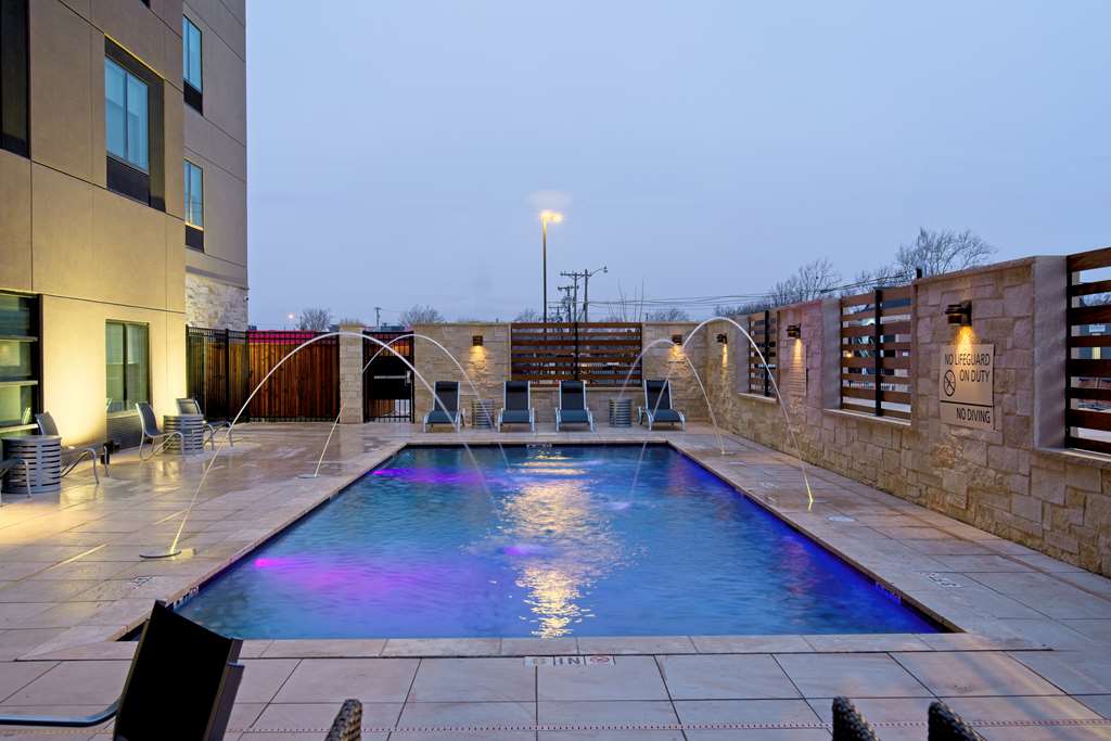Фото Hampton Inn & Suites Lubbock University