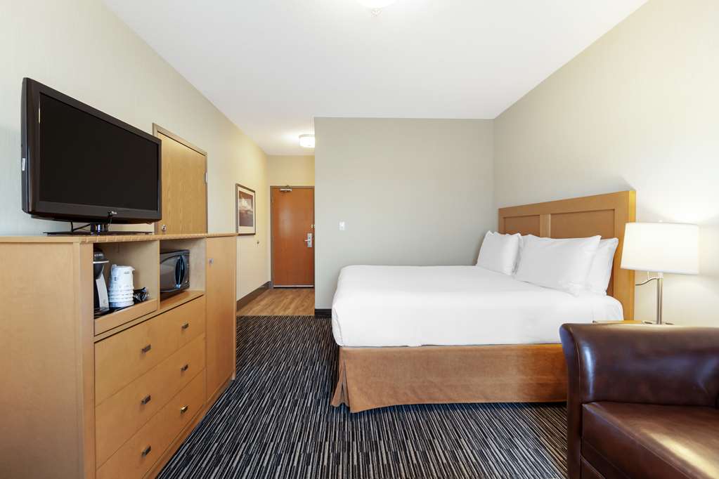 Фото Best Western Grande Prairie Hotel & Suites
