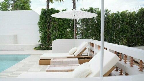 Гостиница Arco Phuket Town на Пхукете