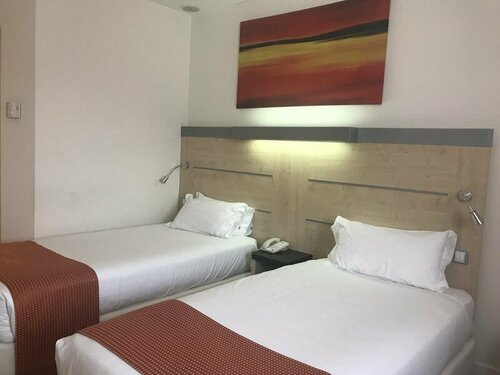 Гостиница Holiday Inn Express Vitoria, an Ihg Hotel в Витории