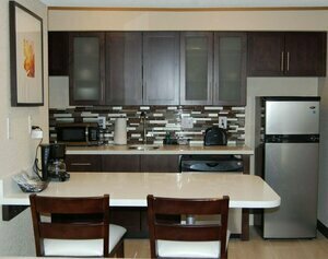 Гостиница Hawthorn Suites by Wyndham Indianapolis North в Индианаполисе