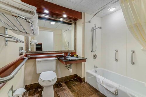 Гостиница Best Western Plus Augusta Civic Center Inn в Огасте