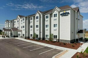 Гостиница Microtel Inn & Suites by Wyndham Loveland в Лавленде