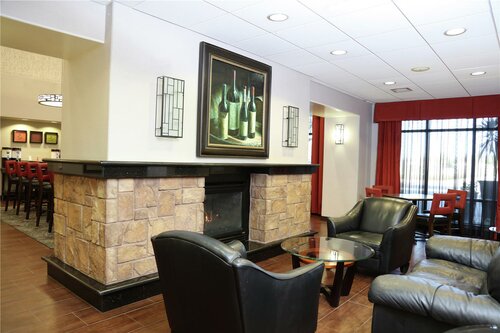 Гостиница Hampton Inn & Suites Temecula в Темекуле