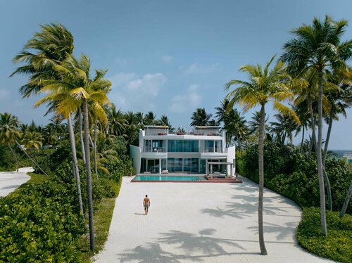 Гостиница Jumeirah Olhahali Island на Мальдивах