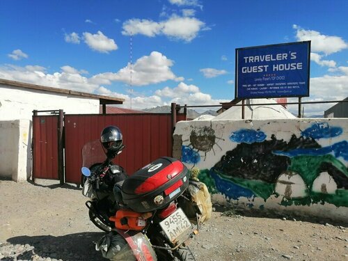 Гостиница Travelers Guest House в Улгий