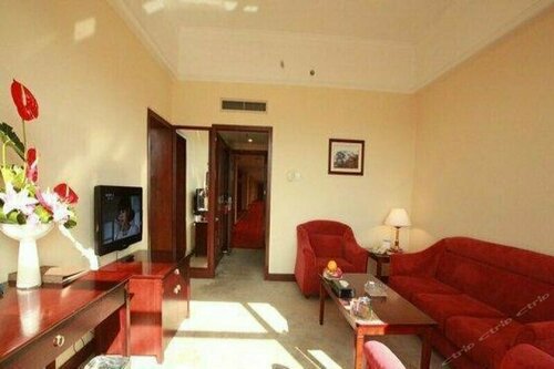 Гостиница Kunming Wanghu Hotel в Куньмине