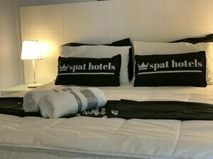 Гостиница Spat Apartment в Холоне