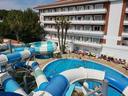Гостиница Hotel Villa Garbi в Льорет-де-Маре
