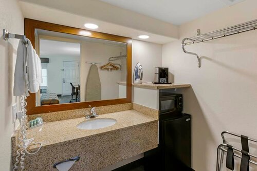 Гостиница Best Western Desert Inn в Саффорде