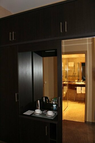 Гостиница Hotel Delta In в Дзержонюве
