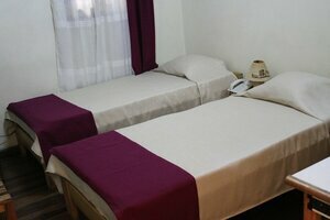 Гостиница Tana-Jacaranda - Hostel в Антананариву