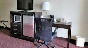 Гостиница Red Carpet Inn & Suites