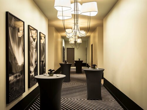 Гостиница Kimpton La Peer Hotel в Лос-Анджелесе