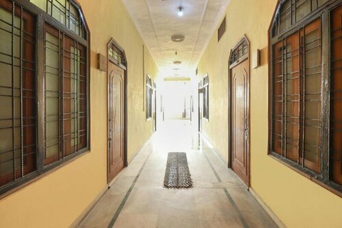Гостиница Spot On 77899 Kasturi Palace в Джханси