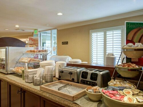Гостиница Quality Inn Placentia Anaheim Fullerton в Фуллертоне