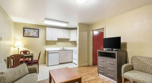 Гостиница Econo Lodge Inn & Suites в Штате Канзас