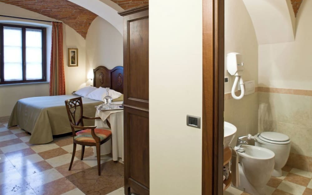 Фото Albergo dell'Agenzia