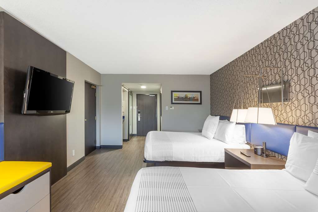 Фото GLō Best Western Mississauga Corporate Centre