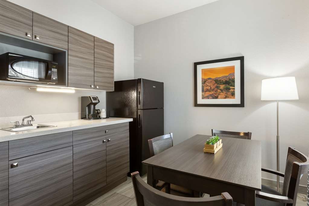 Фото Best Western Plus Sun Canyon