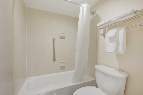 Гостиница Best Western Dulles Airport Inn в Стерлинге