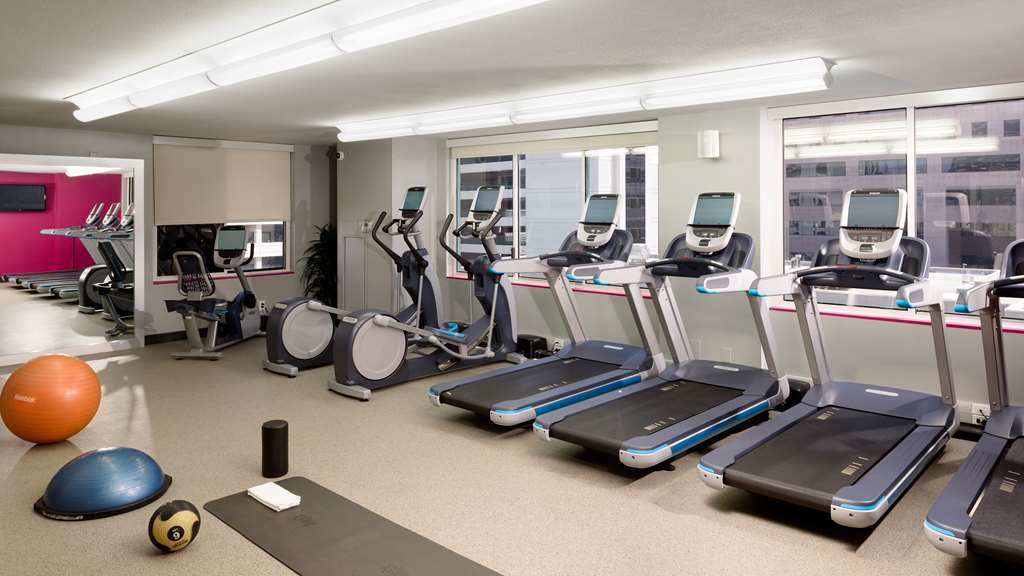 Фото Hilton Woodland Hills/Los Angeles