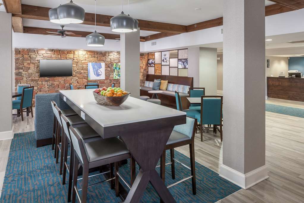 Фото Hampton Inn Austin Nw