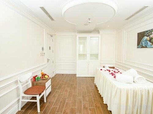 Гостиница Manh Quan Luxury Hotel в Виньйене