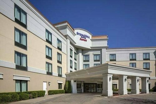 Гостиница SpringHill Suites by Marriott Fort Worth University в Грейпвайне