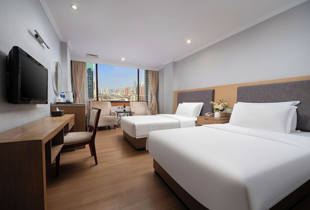 Фото Kaiserdom Hotel Guangzhou Ouzhuang