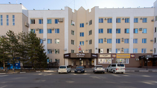 Отель на Пионерской