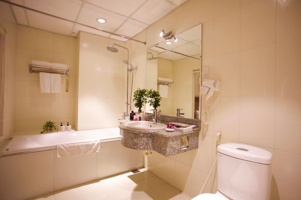 Фото Sky Gem Hotel  Ben Thanh