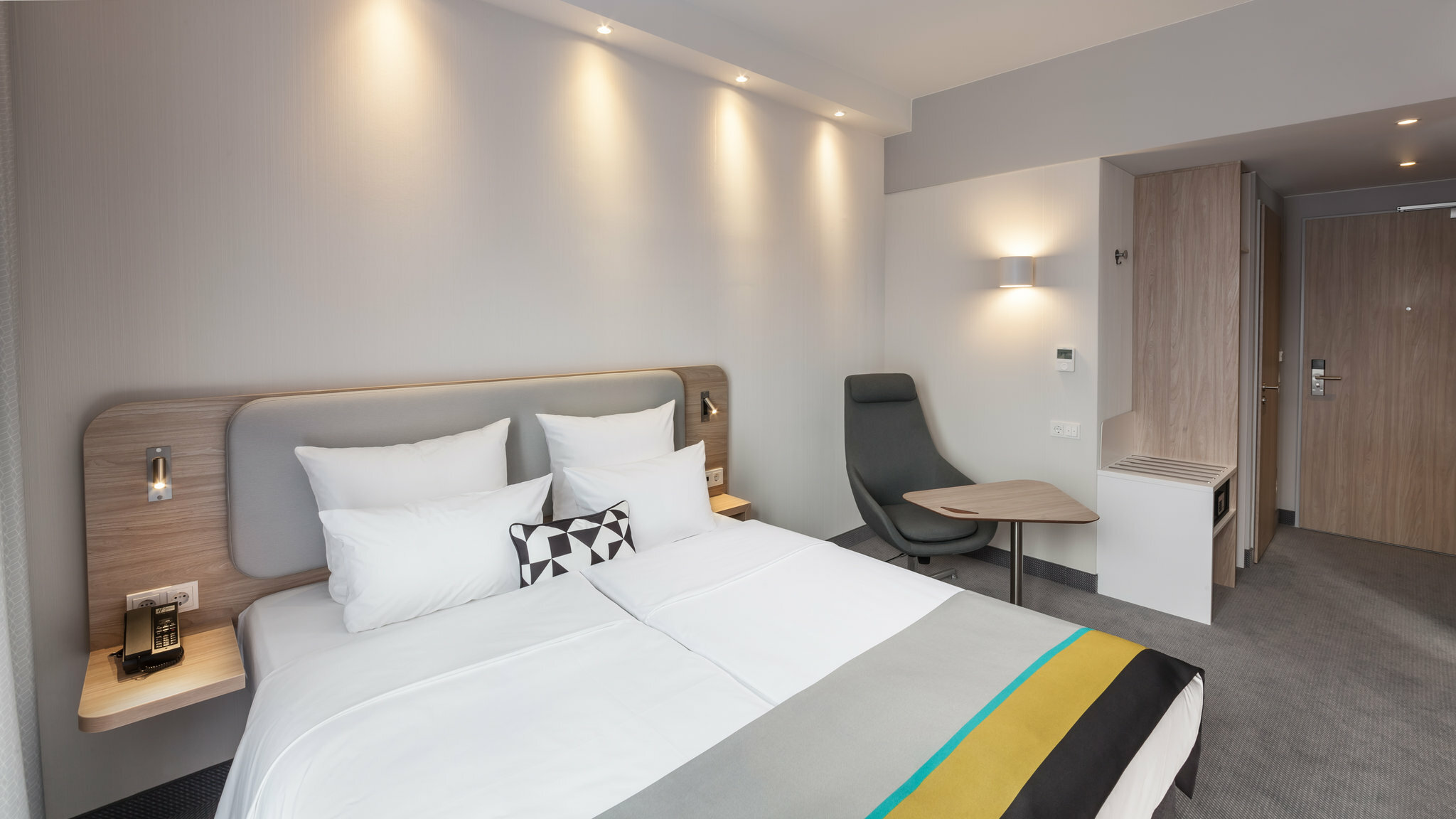 Фото Holiday Inn Express Munich - City East, an Ihg Hotel