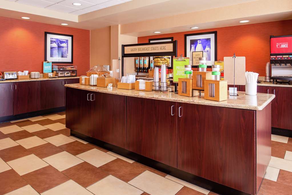 Фото Hampton Inn Albuquerque University Midtown