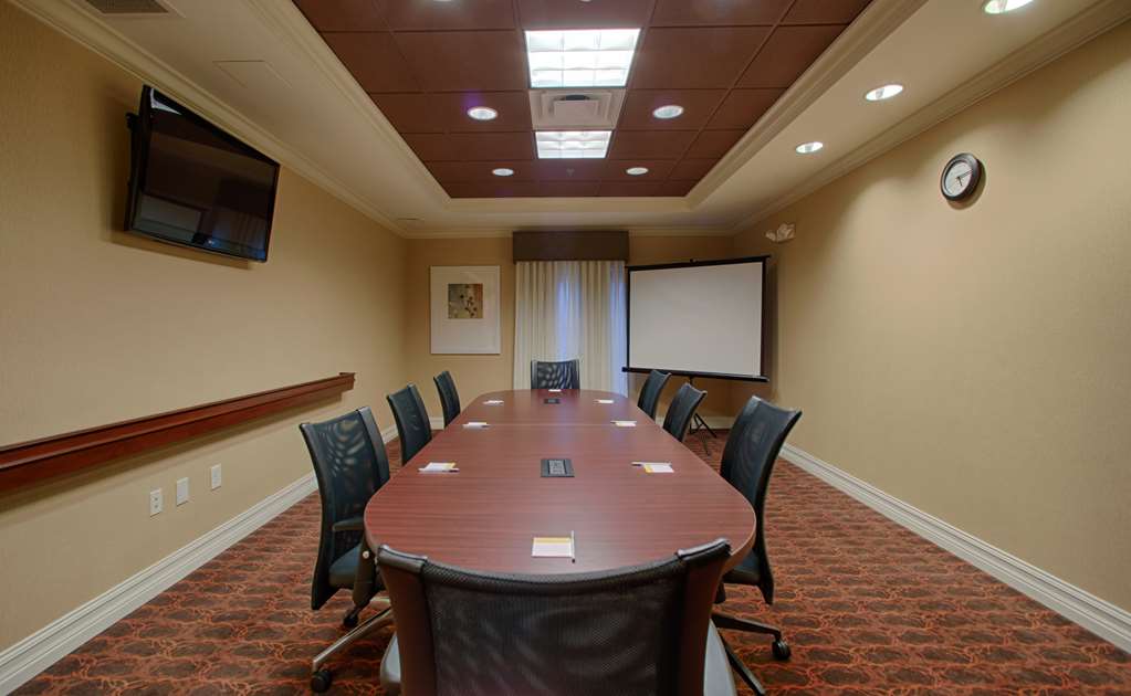 Фото Hampton Inn Atlanta-Canton