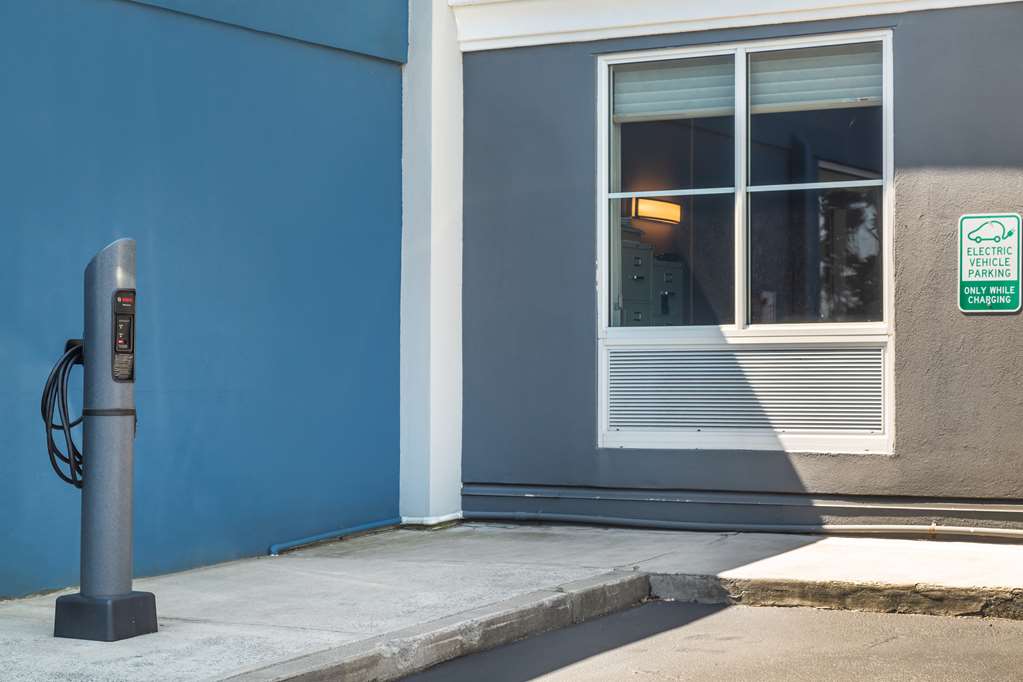 Фото Best Western Braintree Inn