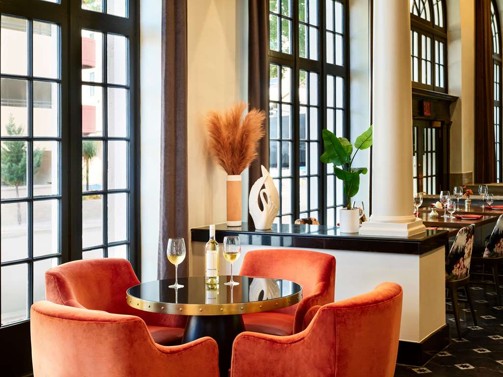 Фото The Terrace Hotel Lakeland, Tapestry Collection by Hilton