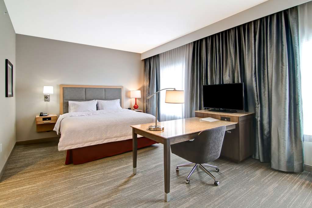 Фото Hampton Inn & Suites by Hilton Grande Prairie