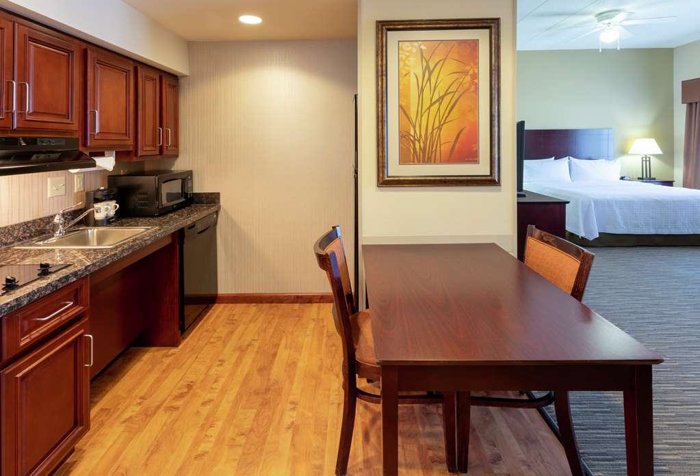 Фото Homewood Suites by Hilton Minneapolis/St. Paul-New Brighton