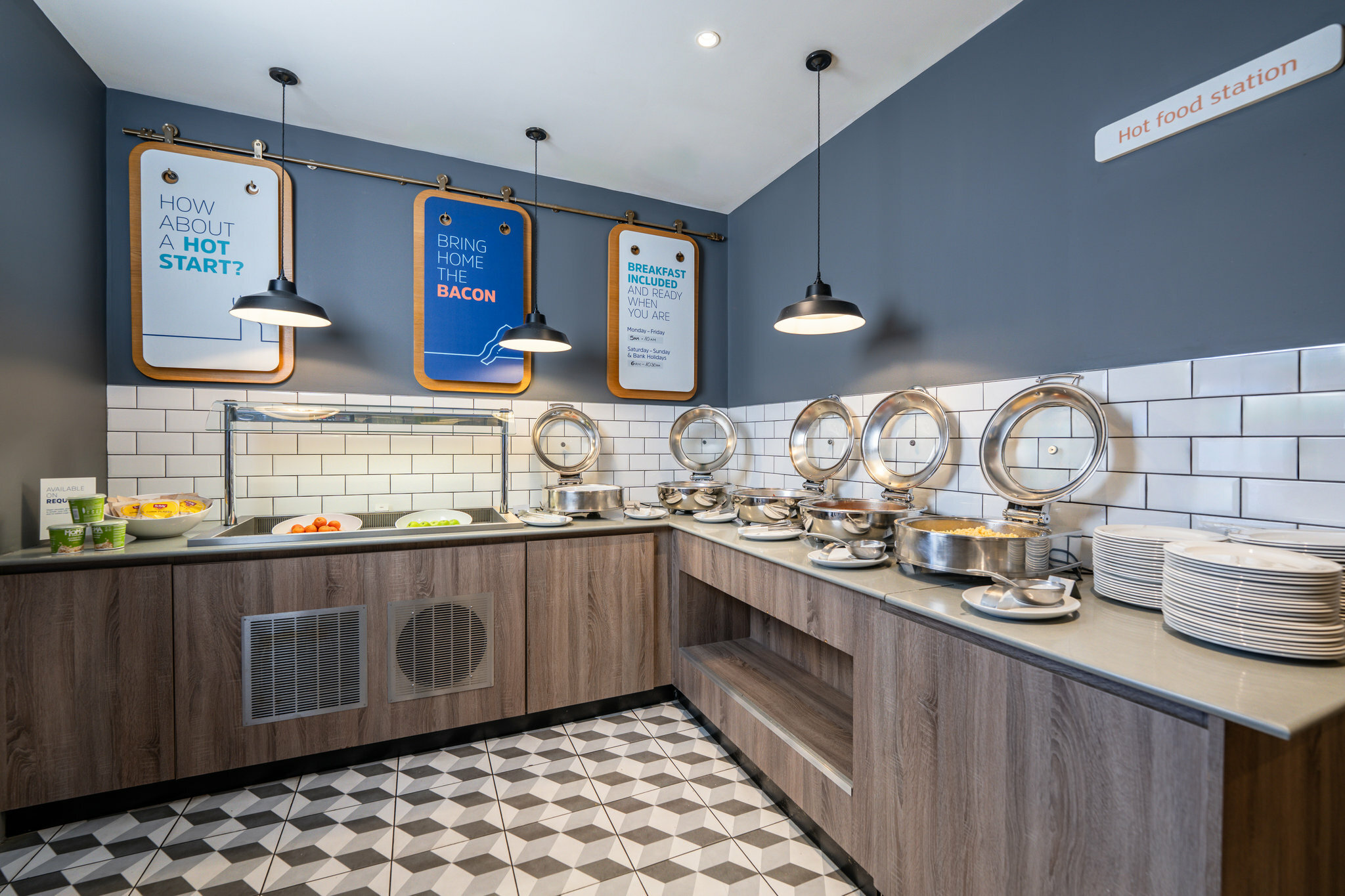 Фото Holiday Inn Express Aberdeen Airport