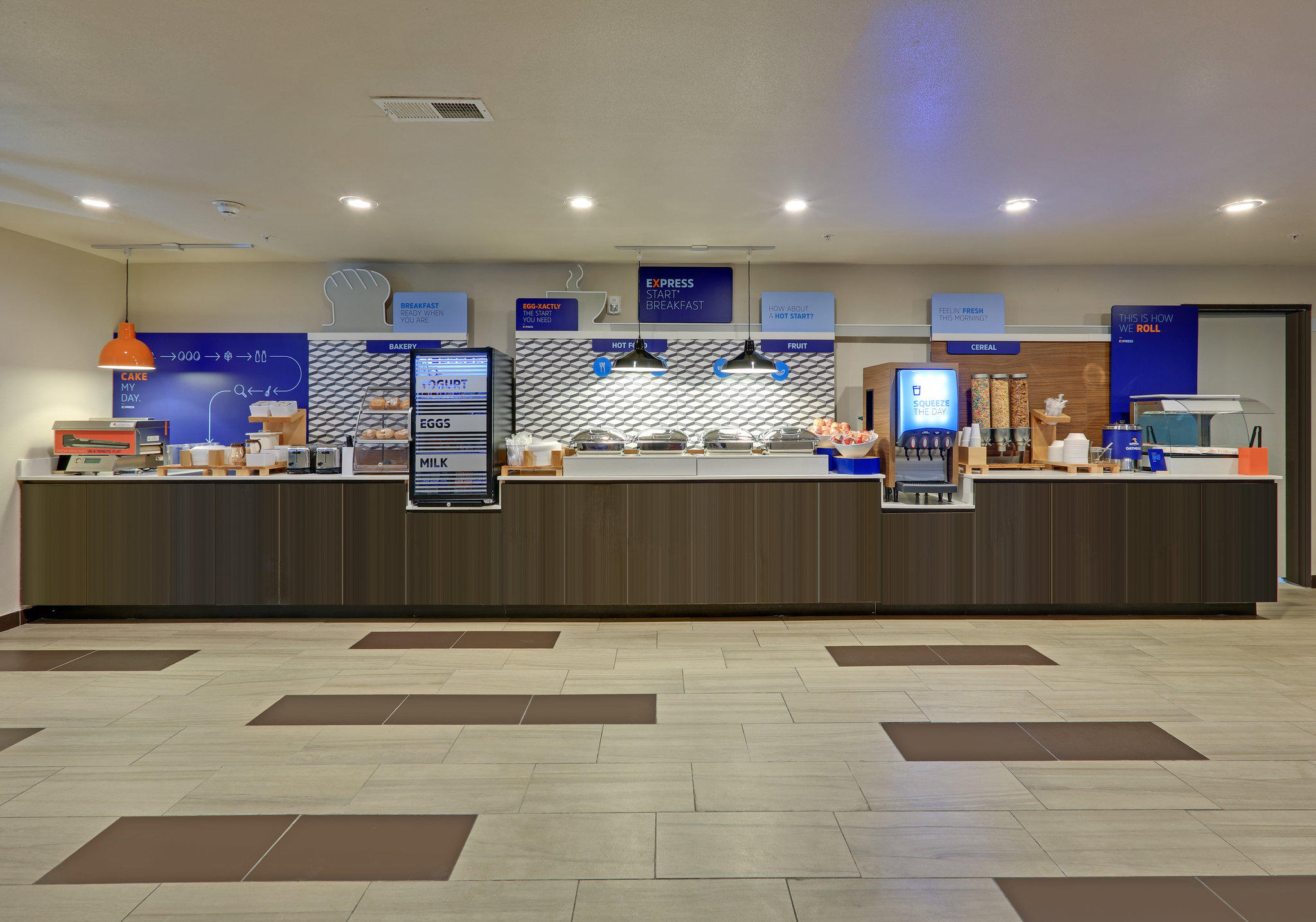 Фото Holiday Inn Express & Suites Austin Round Rock, an Ihg Hotel