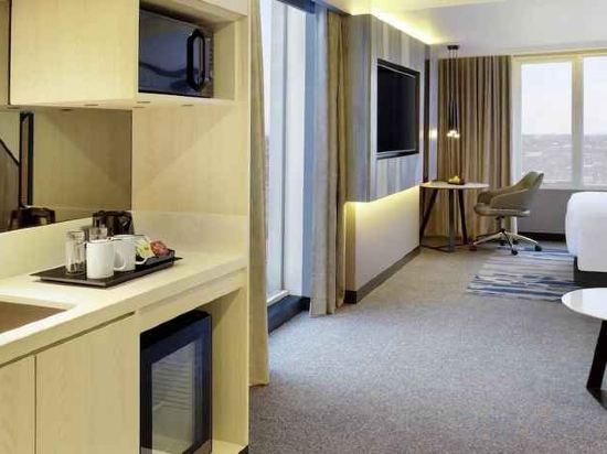 Фото Novotel Suites Yogyakarta Malioboro